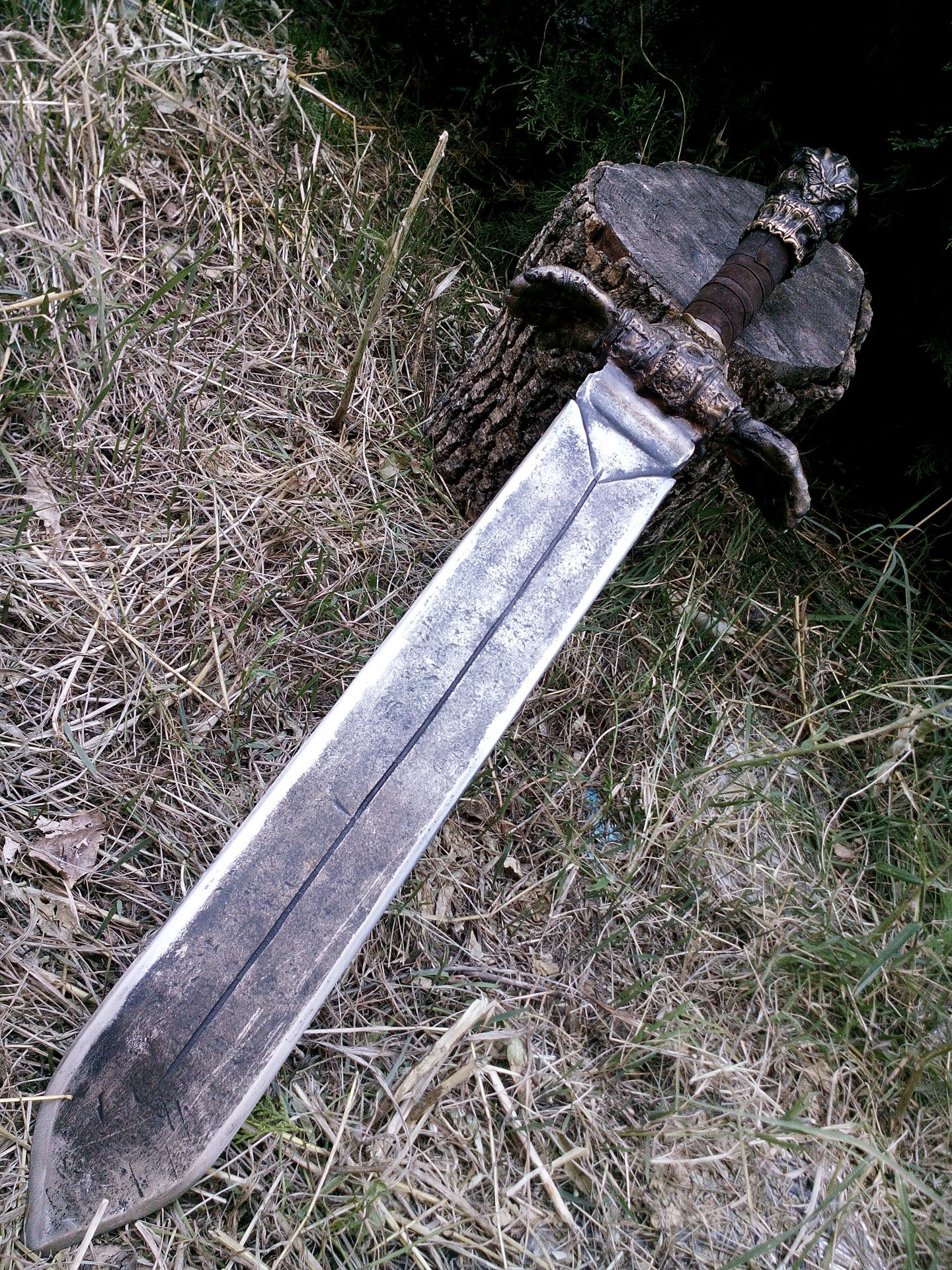 TERA GLADIUS SCULPTED SWORD - buy online