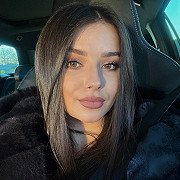 Artist Innesa Slivka