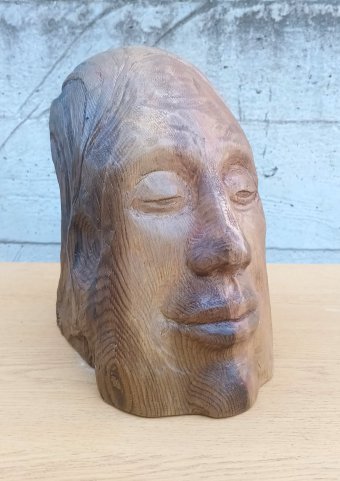 Skulptur "Stille des Weltraums", bildhauer/-in Vladislav Kolomoec Holz in der Jose Art Gallery