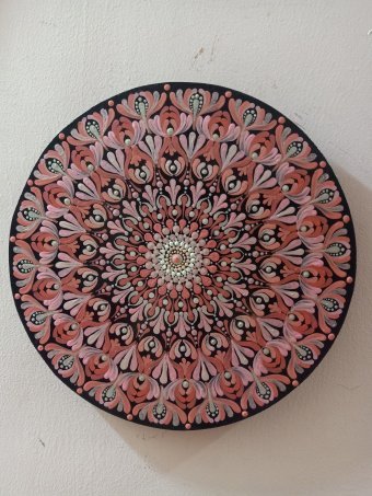 Malerei "Pinkes Mandala: Handgemachtes Friedensdesign", maler/-in Harsimran Kaur Acryl Holz in der Jose Art Gallery