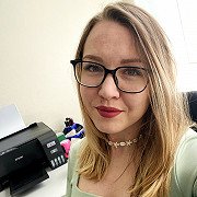 Artist Jelizaveta Ustyujanina