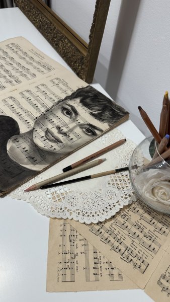 Image supplémentaire 4: Réalisme Portrait Graphique "Audrey Hepburn Art au fusain vintage", illustrateur Julia Shilo charbon papier 