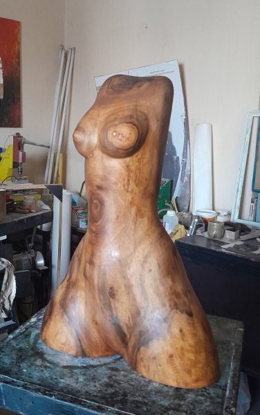 Imagen adicional 1: Realismo Oficial Escultura "Cuerpo", escultor Leo Adam Madera 