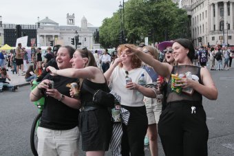 Photographie "Émotions de la vie : Joie et sourires à Londres", photographe Anatoliy Pastushenko à la Jose Art Gallery