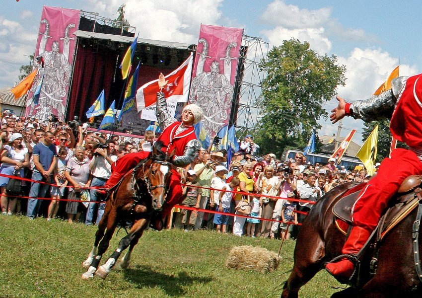 Дополнительное изображение 1: Цветной Репортаж Фотография "Казацкие развлечения." фотограф Анатолий Пастушенко 
