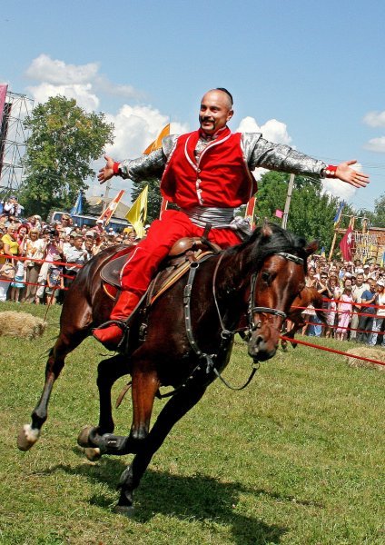 Дополнительное изображение 2: Цветной Репортаж Фотография "Казацкие развлечения." фотограф Анатолий Пастушенко 