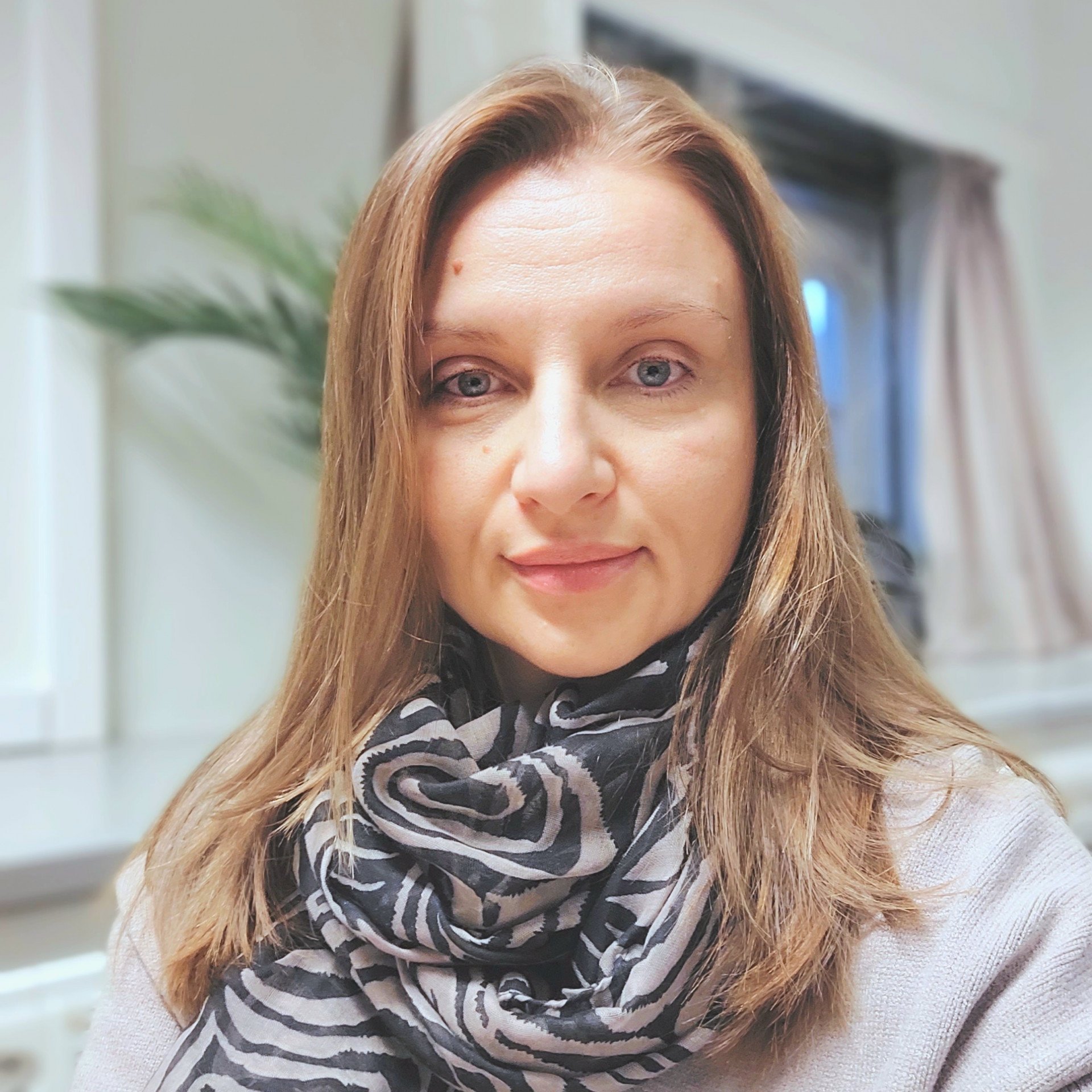 Artist Hanna Burkovska