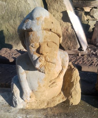 Escultura "Gnomo de la cantera", escultor Adam Rosa Piedra en Jose Art Gallery