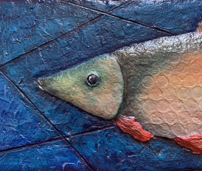 Red perka —sculpted fish relie Drawing - Elena Kalmyk