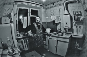 Fotografia "La padrona della casa di pellicola. Fotografia in bianco e nero", fotografo Dmitriy Svechnikov alla Jose Art Gallery
