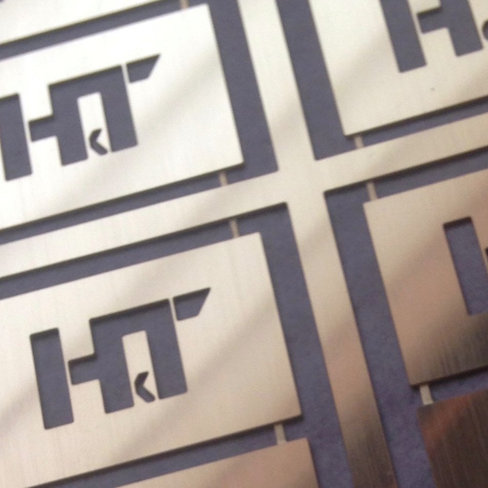 H kT Artiste H kT