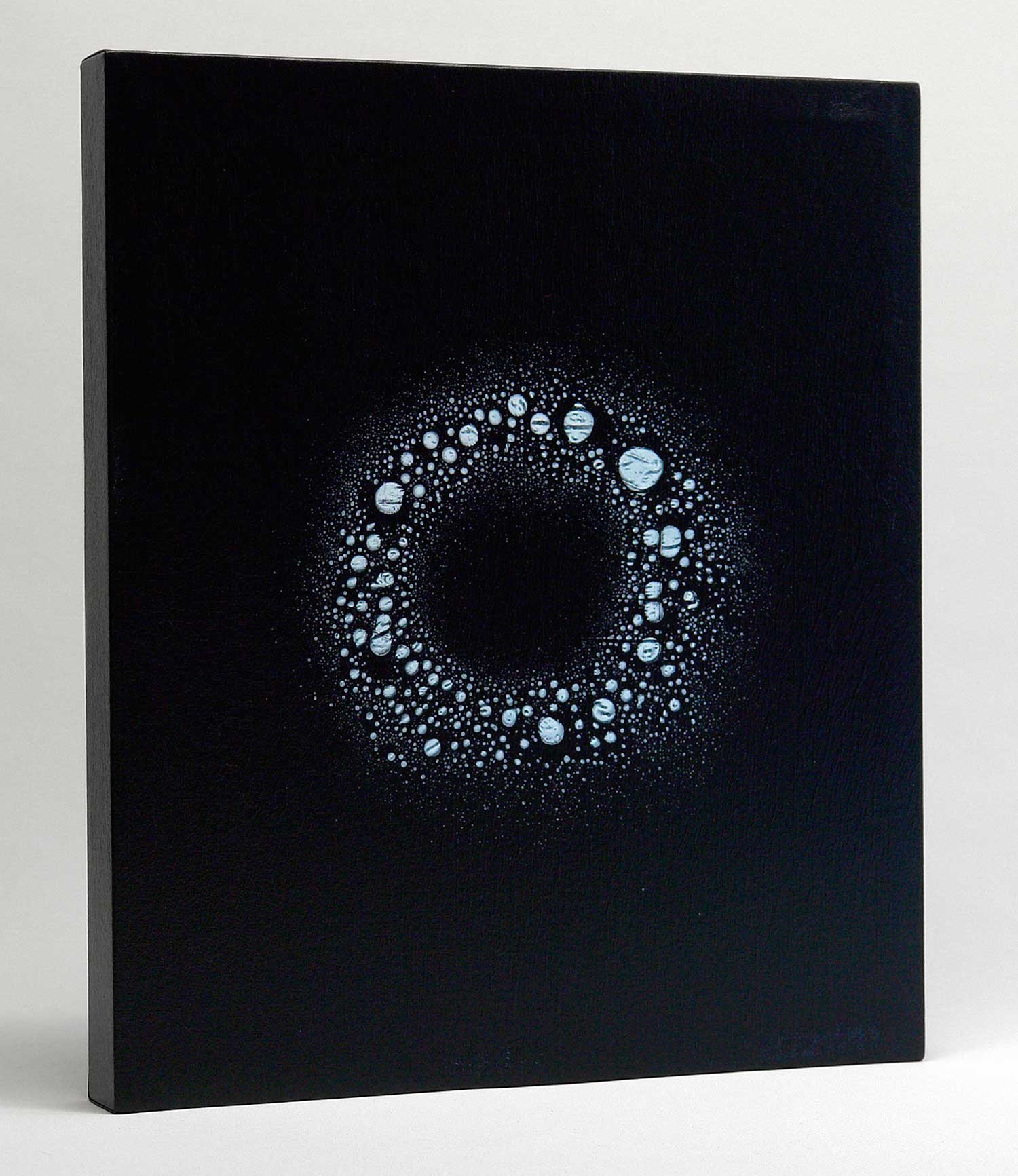 No 13-032 BLACK AND WHITE - buy